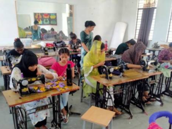 Tailoring & Fashion Design training at PERTS